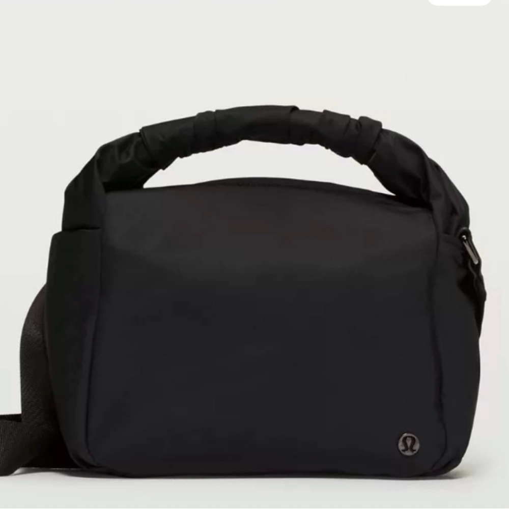Lululemon Gathered Handle Crossbody Bag 6L